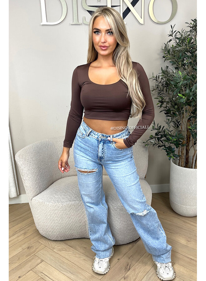 CHOCO - 'KIMMSS CROPPED TOP' - PERFECT FIT V-NECK LONG SLEEVE TOP