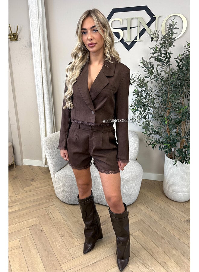 CHOCO - 'LOUÉ SET' - LACE DETAILS CROPPED BLAZER + SHORT SET