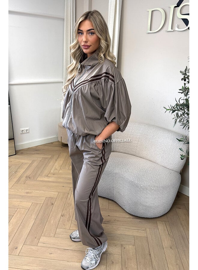TAUPE - 'ADRIA SET' - STRIPED JACKET + JOGGER SET