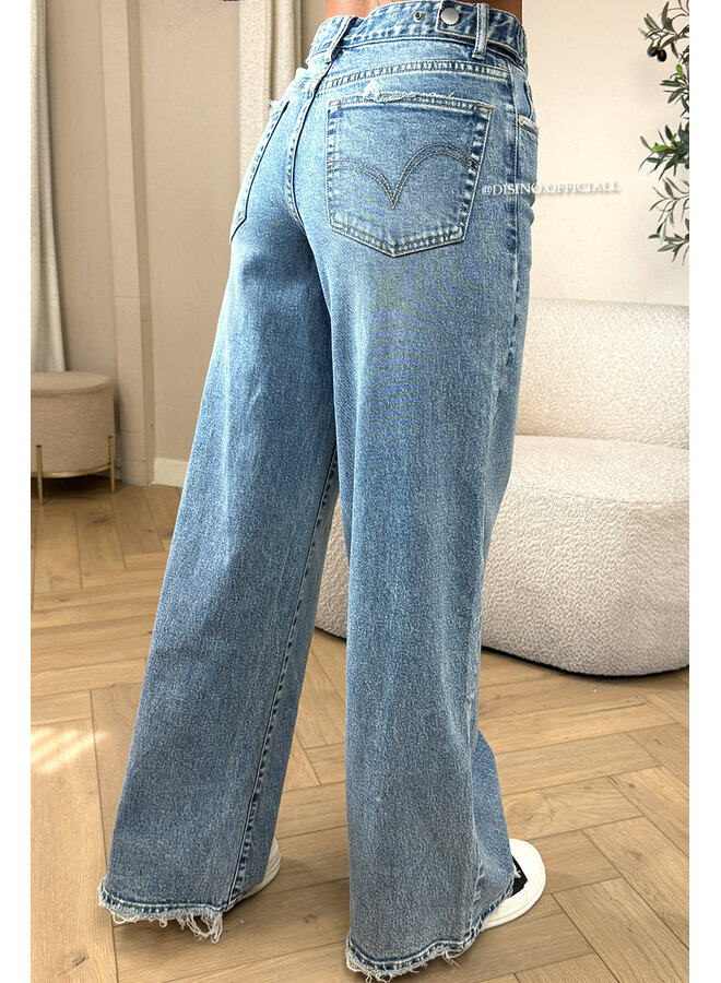 BLUE - 'LEXIE JEANS' - WAIST DETAIL PERFECT STRETCH BAGGY JEANS