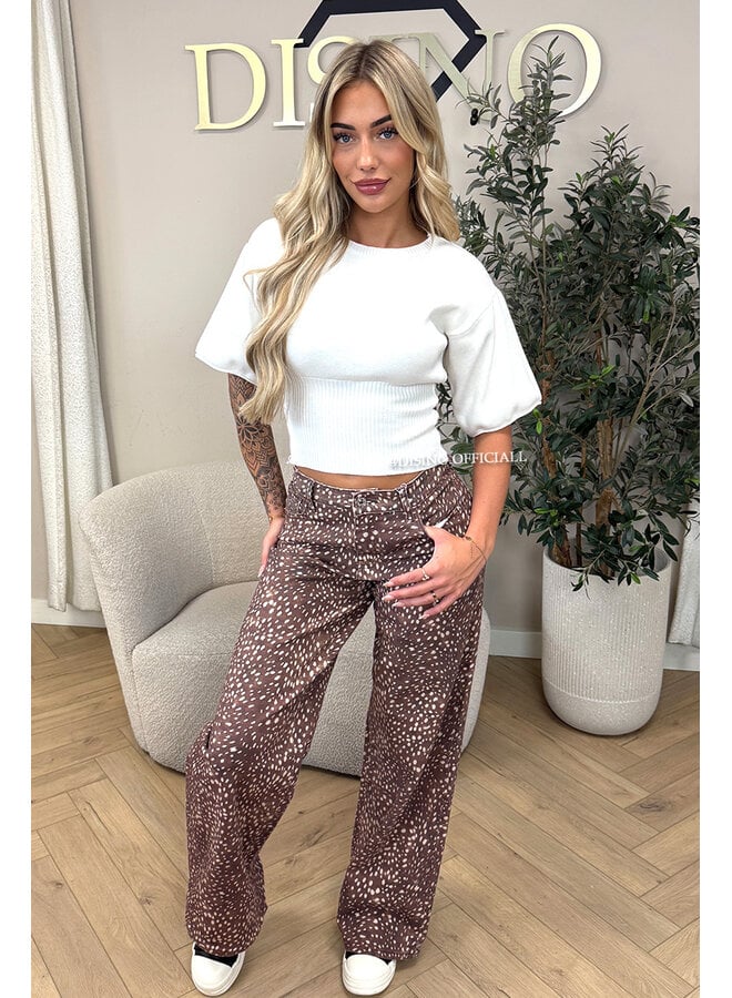 ECRU - 'ILAYDA SHORTSLEEVE' - SNATCHED BELL SLEEVE KNIT TOP