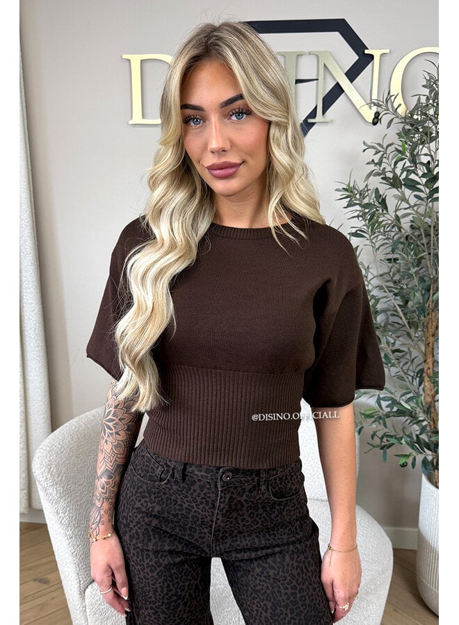 CHOCO - 'ILAYDA SHORTSLEEVE' - SNATCHED BELL SLEEVE KNIT TOP