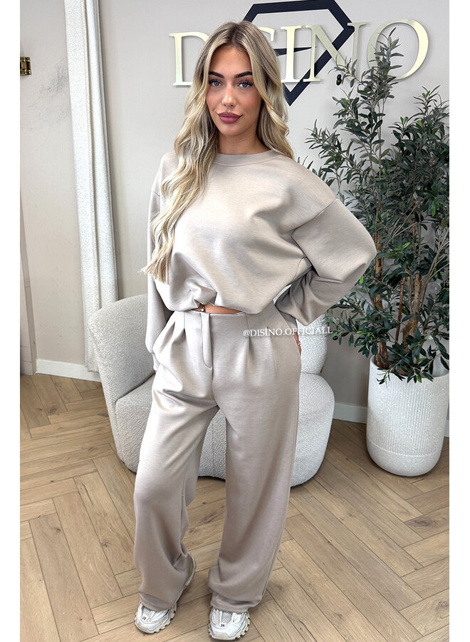 BEIGE - 'ALBA SET' - OVERSIZED CROPPED SWEATER + PANTS TWO PIECE SET