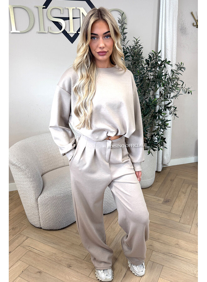 BEIGE - 'ALBA SET' - OVERSIZED CROPPED SWEATER + PANTS TWO PIECE SET