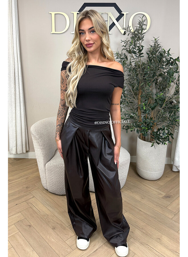 CHOCO - 'MIREYA TOP' - ONE SHOULDER STRETCHY TOP