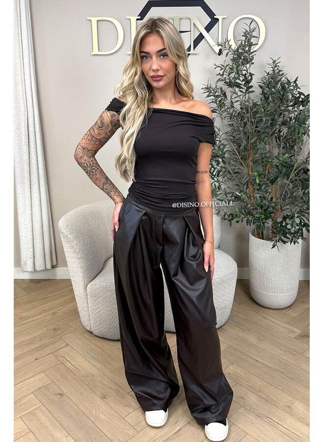 CHOCO - 'MIREYA TOP' - ONE SHOULDER STRETCHY TOP
