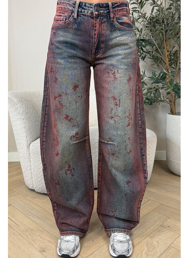 BURGUNDY WASH - 'RAVENNA JEANS' - STRETCH VIRAL BALLOON LEG JEANS