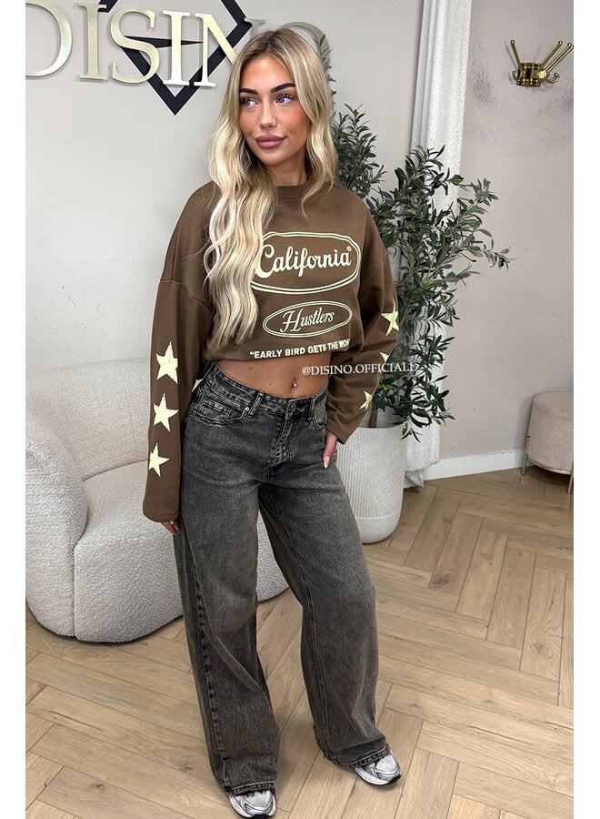 CAMEL - 'CALIFORNIA HUSTLER' - OVERSIZED LONGSLEEVE TOP