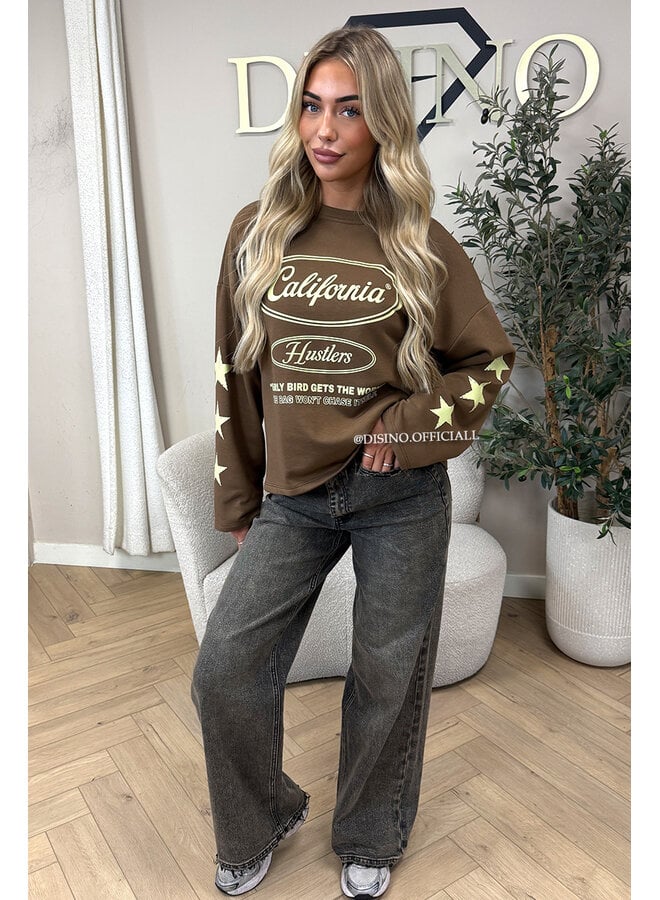 CAMEL - 'CALIFORNIA HUSTLER' - OVERSIZED LONGSLEEVE TOP