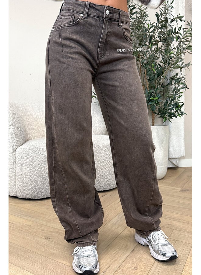 WASHED CHOCO - 'SIENA JEANS' - TALL STRETCH BALLOON LEG JEANS