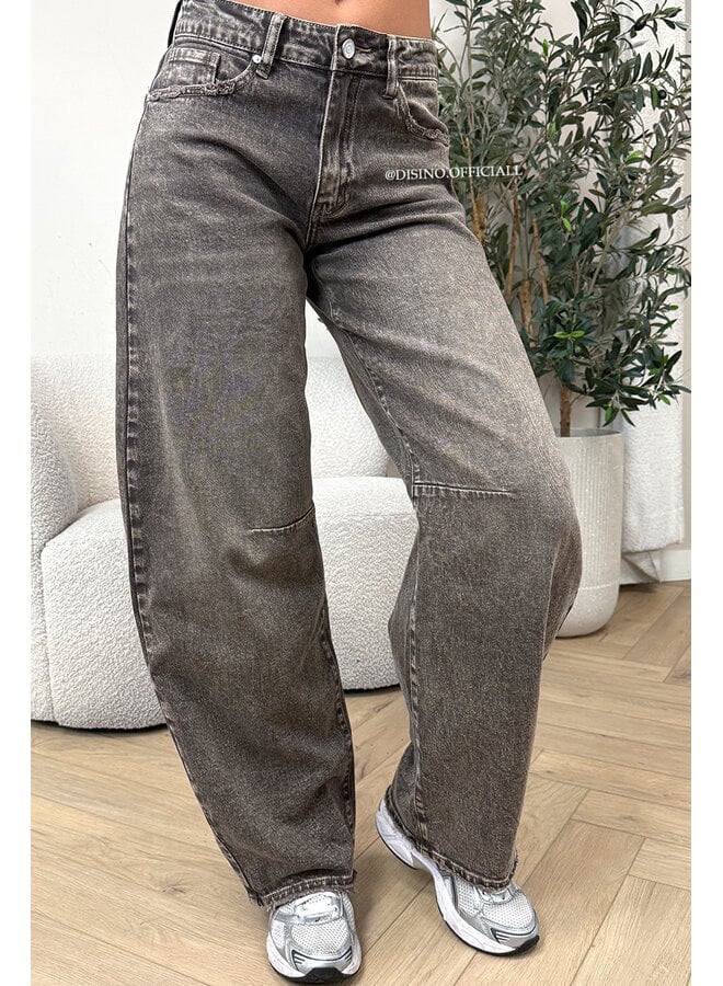 WASHED TAUPE - 'WALES JEANS' - STRETCH VIRAL BALLOON LEG JEANS