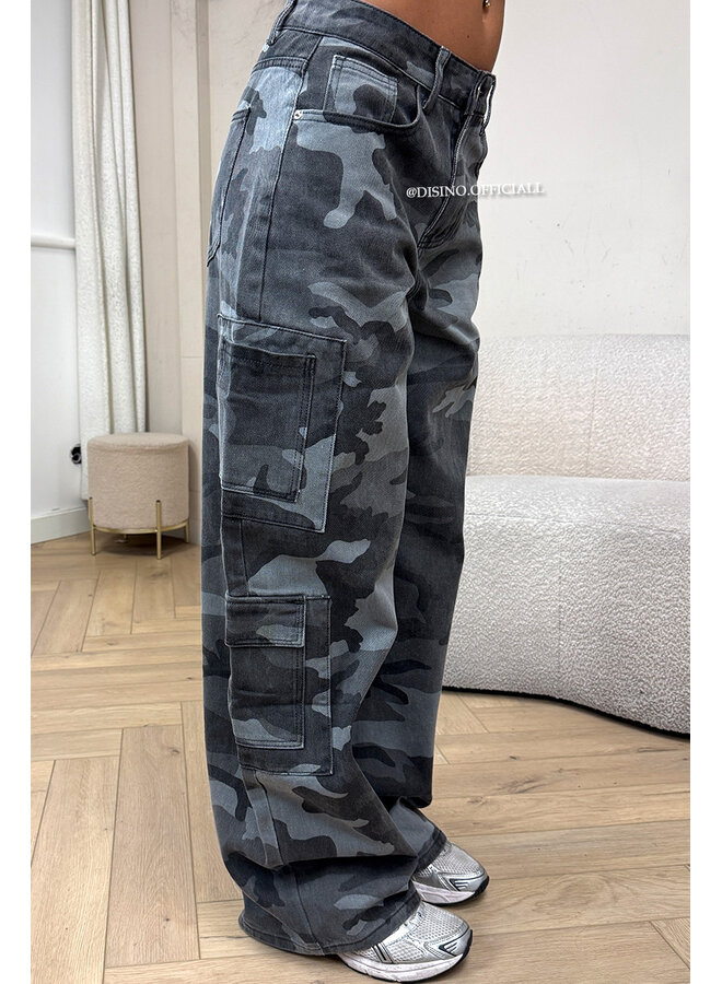 GREY - 'MARLEY JEANS' - PERFECT DENIM CARGO CAMO JEANS