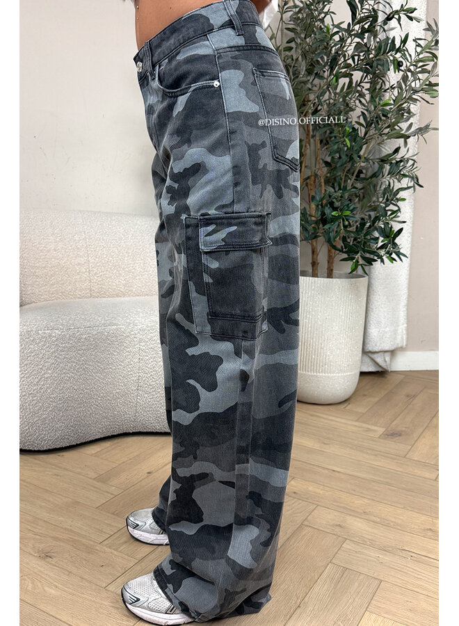 GREY - 'MARLEY JEANS' - PERFECT DENIM CARGO CAMO JEANS