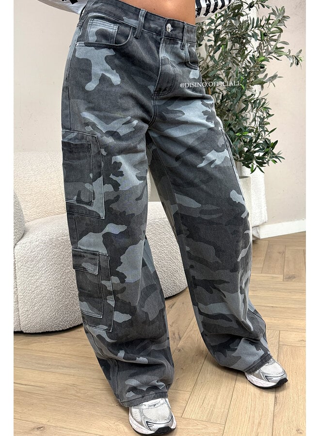 GREY - 'MARLEY JEANS' - PERFECT DENIM CARGO CAMO JEANS
