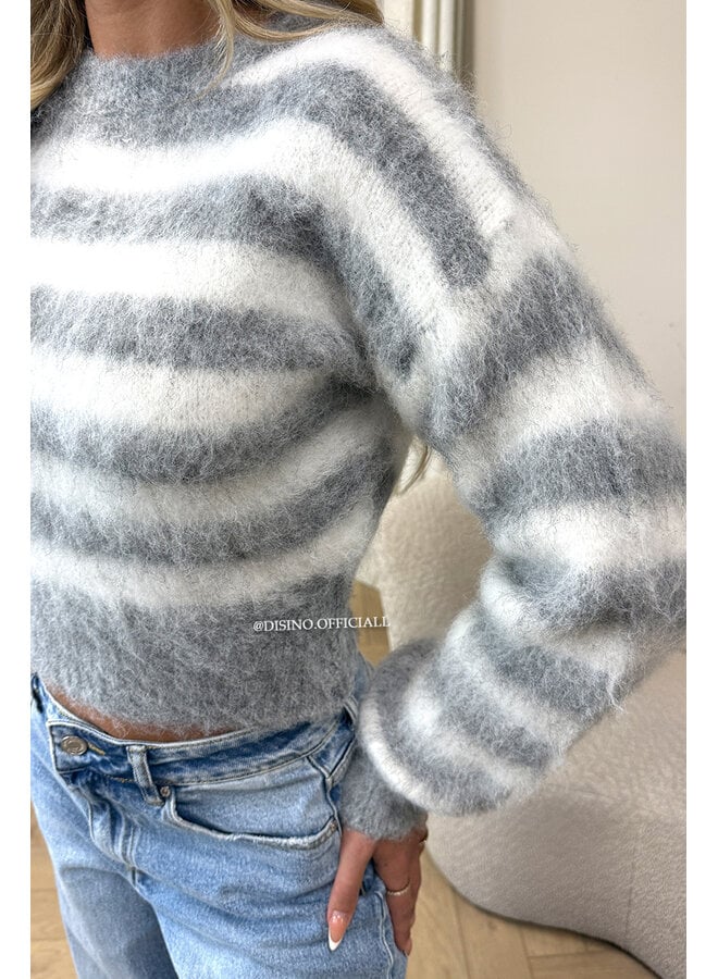 GREY/WHITE - 'NOELIA CROPPED' - CROPPED FLUFFY MOHAIR STRIPED KNIT