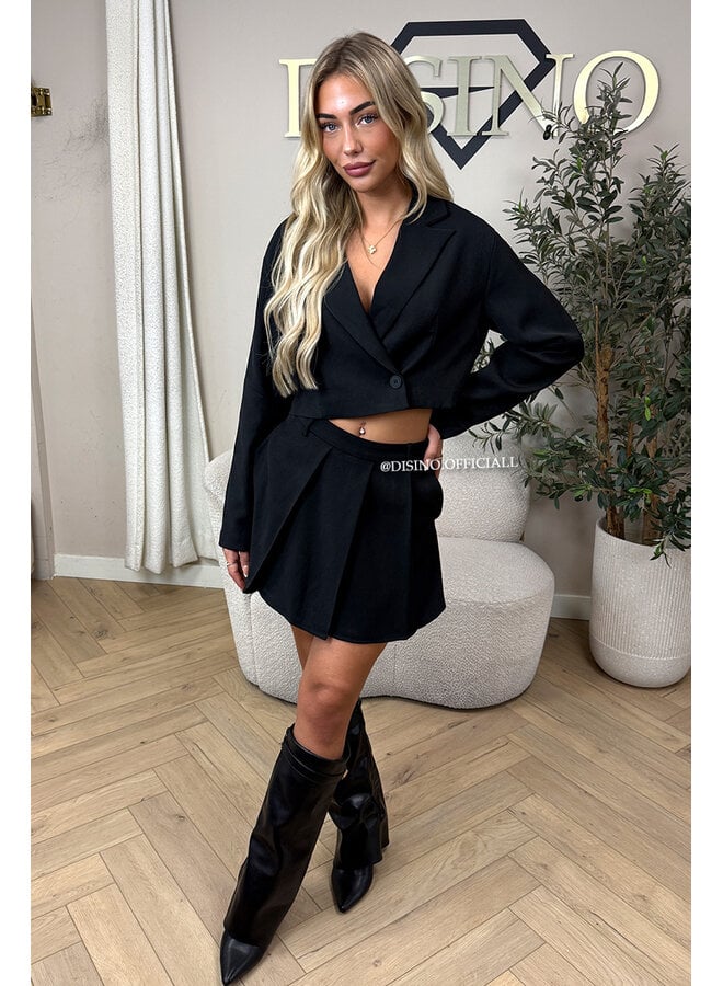 BLACK - 'JUSTINE SET' - CROPPED BLAZER + PLISSE SKORT SET
