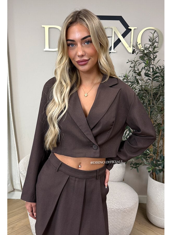 CHOCO - 'JUSTINE SET' - CROPPED BLAZER + PLISSE SKORT SET