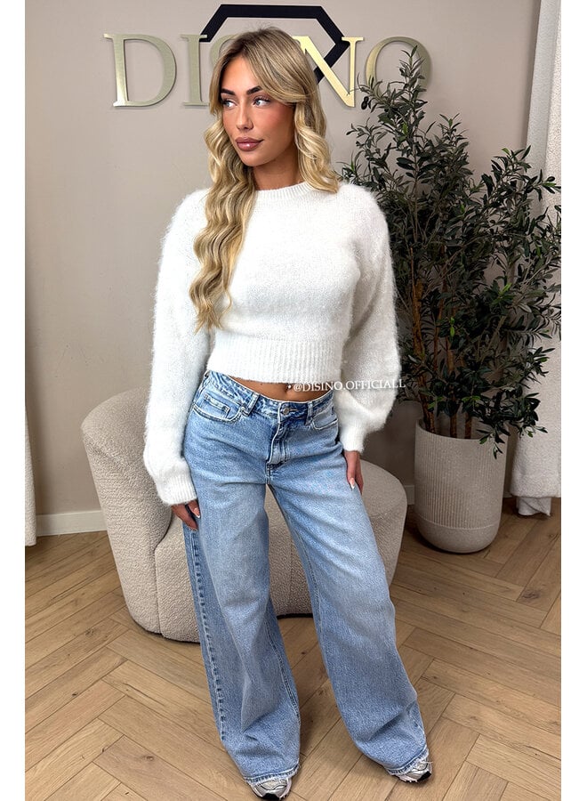 ECRU - ' NOELIA CROPPED' - FLUFFY CROPPED KNIT