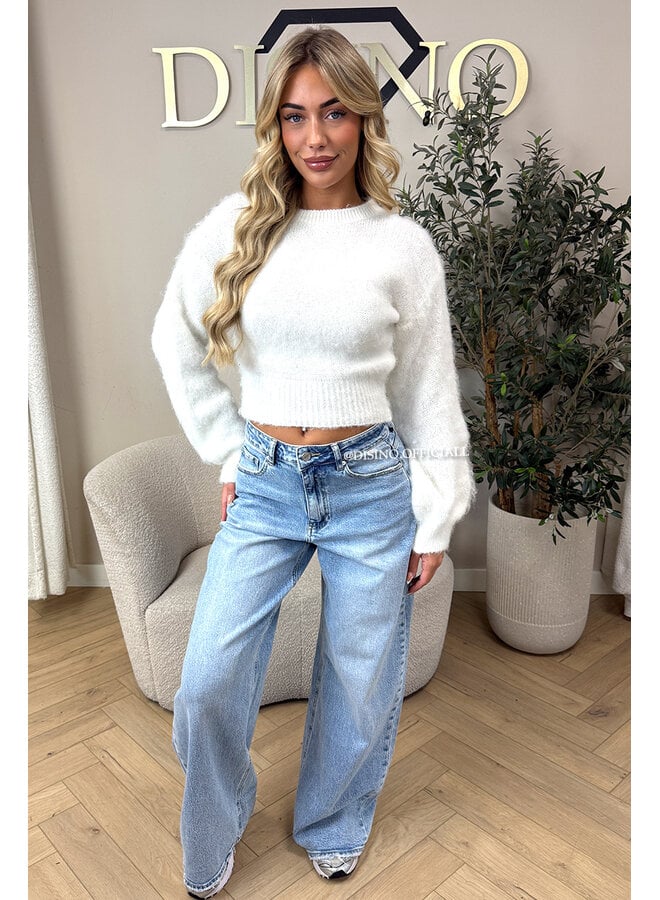 ECRU - ' NOELIA CROPPED' - FLUFFY CROPPED KNIT