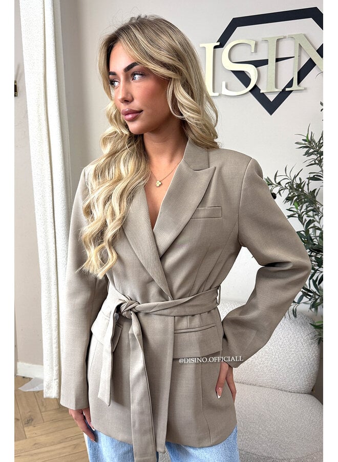 TAUPE – ‘ADÈLE BLAZER’ – CLASSY BELTED TAILORED BLAZER