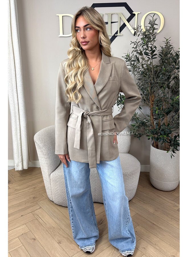 TAUPE – ‘ADÈLE BLAZER’ – CLASSY BELTED TAILORED BLAZER