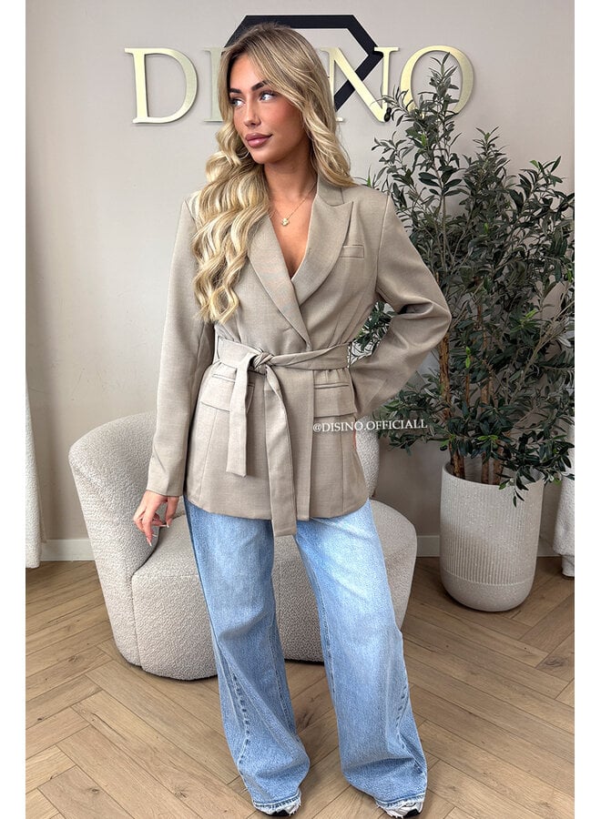 TAUPE – ‘ADÈLE BLAZER’ – CLASSY BELTED TAILORED BLAZER