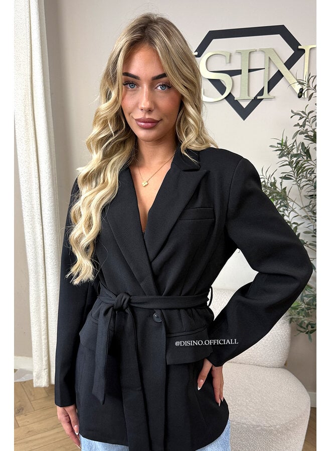 BLACK – ‘ADÈLE BLAZER’ – CLASSY BELTED TAILORED BLAZER