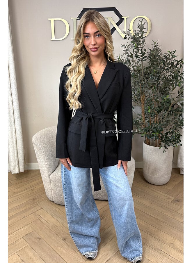 BLACK – ‘ADÈLE BLAZER’ – CLASSY BELTED TAILORED BLAZER