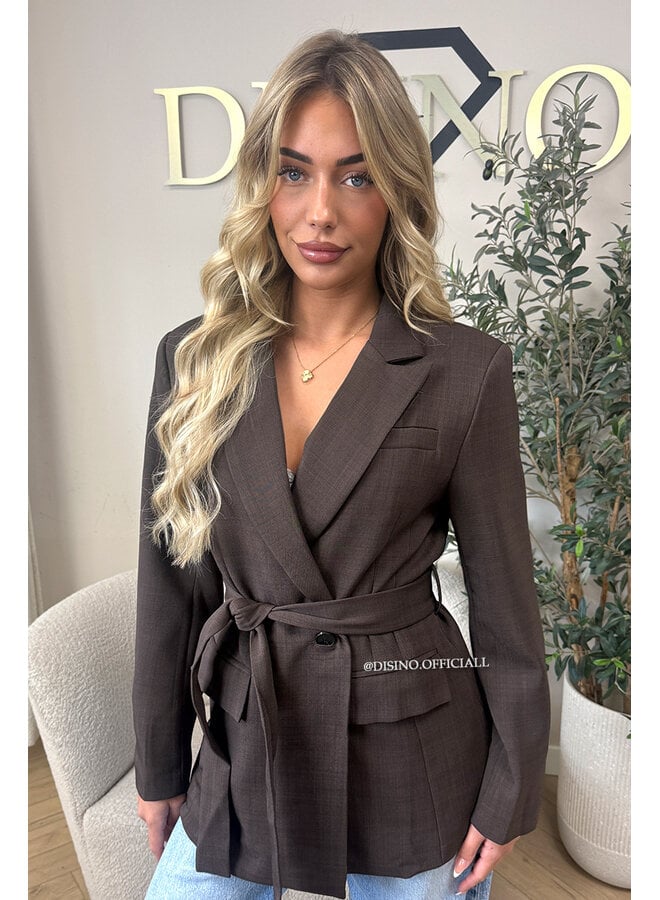 CHOCO – ‘ADÈLE BLAZER’ – CLASSY BELTED TAILORED BLAZER