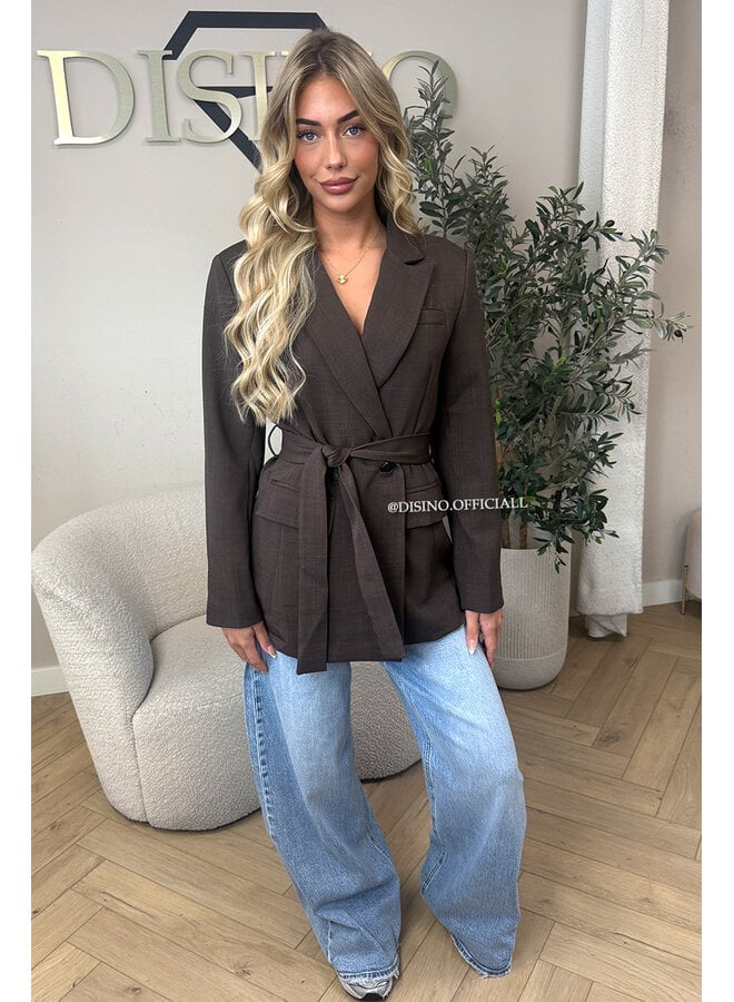 CHOCO – ‘ADÈLE BLAZER’ – CLASSY BELTED TAILORED BLAZER