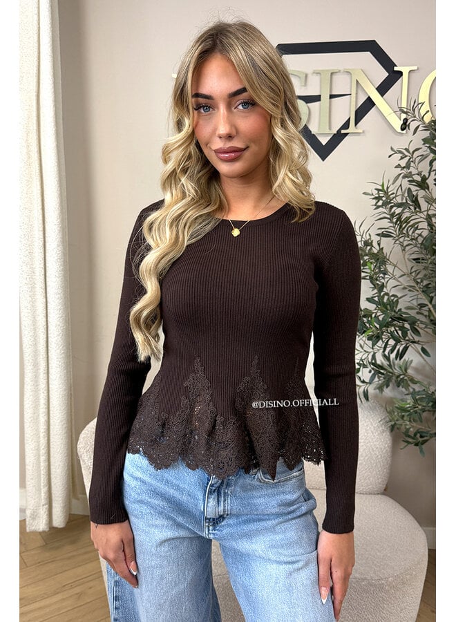 CHOCO - 'COLETTE TOP' - FEMININE RIBBED LACE PEPLUM TOP