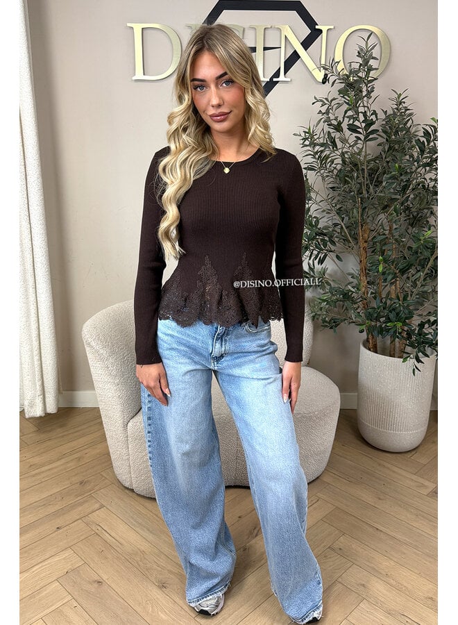 CHOCO - 'COLETTE TOP' - FEMININE RIBBED LACE PEPLUM TOP