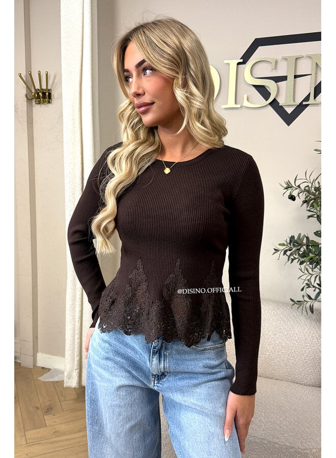CHOCO - 'COLETTE TOP' - FEMININE RIBBED LACE PEPLUM TOP
