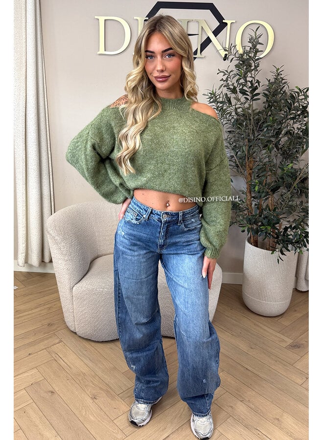 GREEN - 'MAËLLE KNIT' - CUT-OUT OVERSIZED KNIT