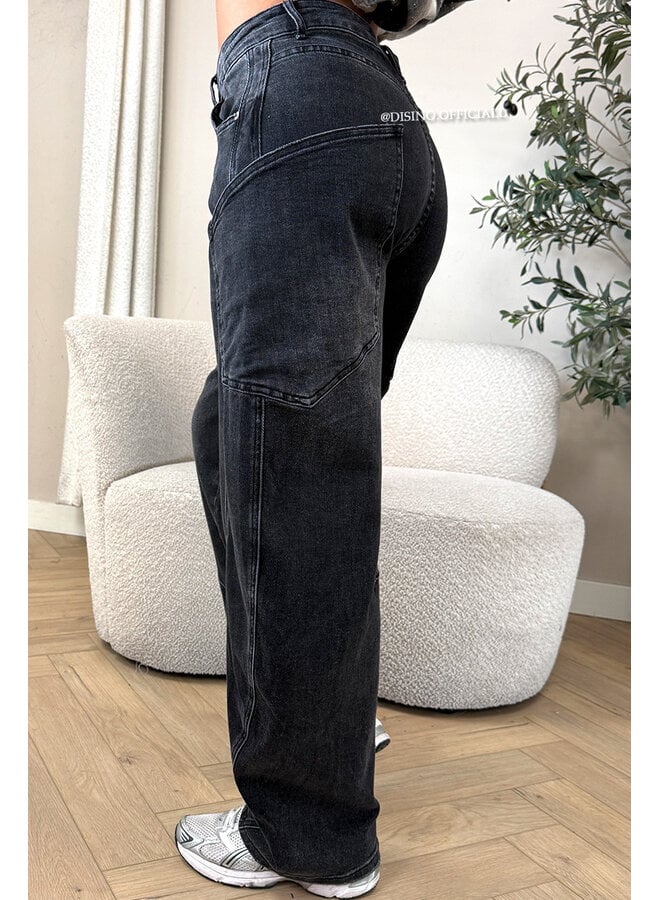 BLACK - 'BALVIN JEANS' - SUPER STRETCH VIRAL BALLOON CARGO LEG JEANS