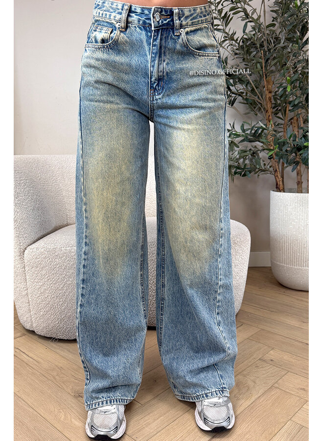 DIRTY BLUE - 'LEATHER POCKET JEANS' - VIRAL LEATHER POCKET BAGGY JEANS - NO STRETCH
