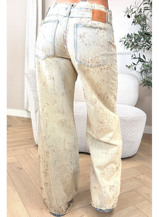 SAND WASH – ‘KIARA JEANS’ – FOLDED WAIST BAGGY JEANS