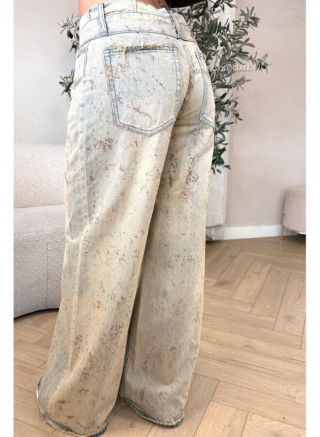 SAND WASH – ‘KIARA JEANS’ – FOLDED WAIST BAGGY JEANS