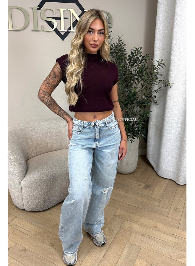 BURGUNDY - 'CLEO' - BOYFRIEND PUFF SHOULDER TOP