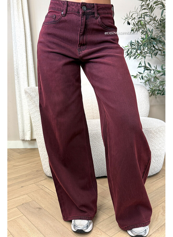 BURGUNDY - 'MANILA JEANS' - BAGGY FIT STRETCH JEANS
