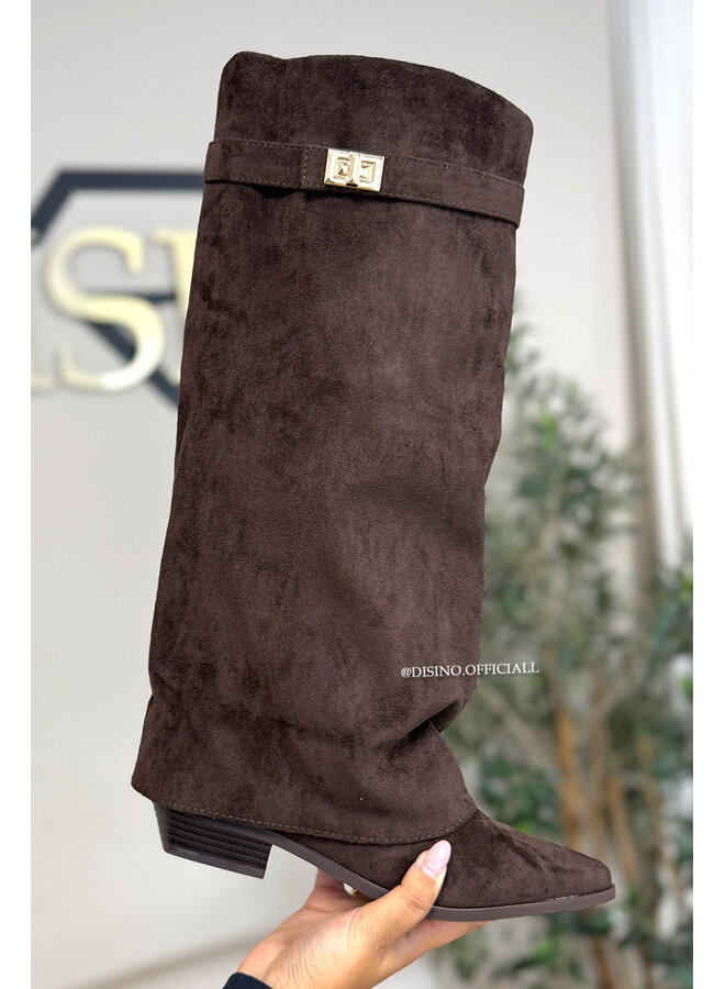 CHOCO - 'SUEDE STEFFI BOOTS' - VIRAL SHORT SHARK BOOTS