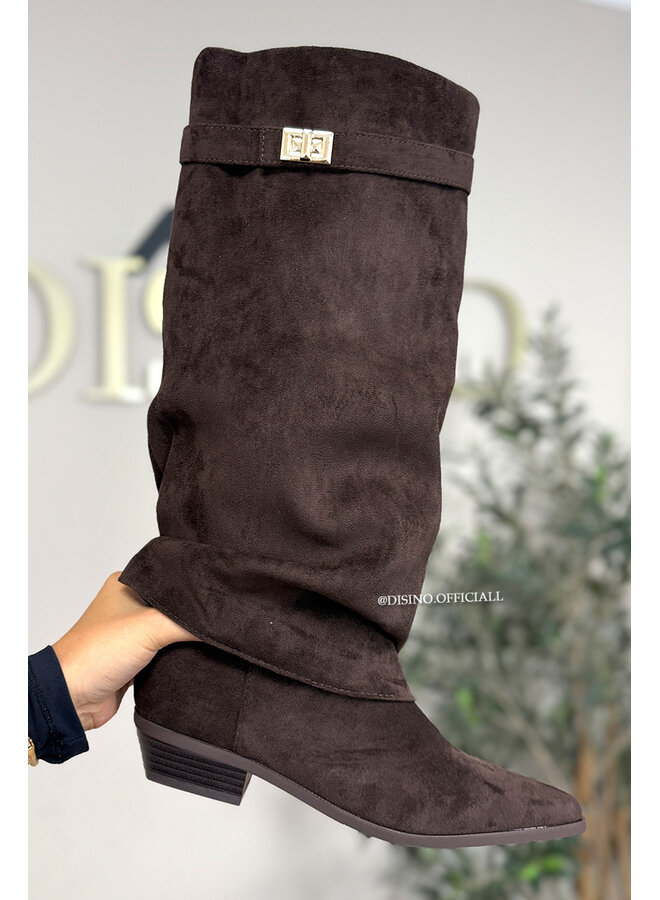 CHOCO - 'SUEDE STEFFI BOOTS' - VIRAL SHORT SHARK BOOTS