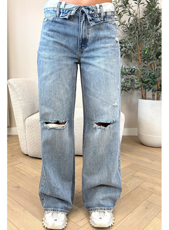 DARK BLUE – ‘BILBAO JEANS’ – RIPPED KNEE FOLDED WAISTBAND WIDE LEG JEANS