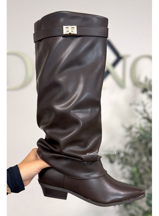 CHOCO - 'LEATHER STEFFI BOOTS' - VIRAL SHORT SHARK BOOTS