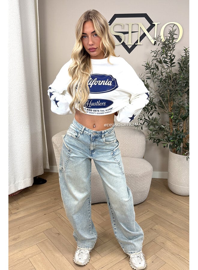 WHITE/BLUE - 'CALIFORNIA HUSTLER' - OVERSIZED LONGSLEEVE TOP