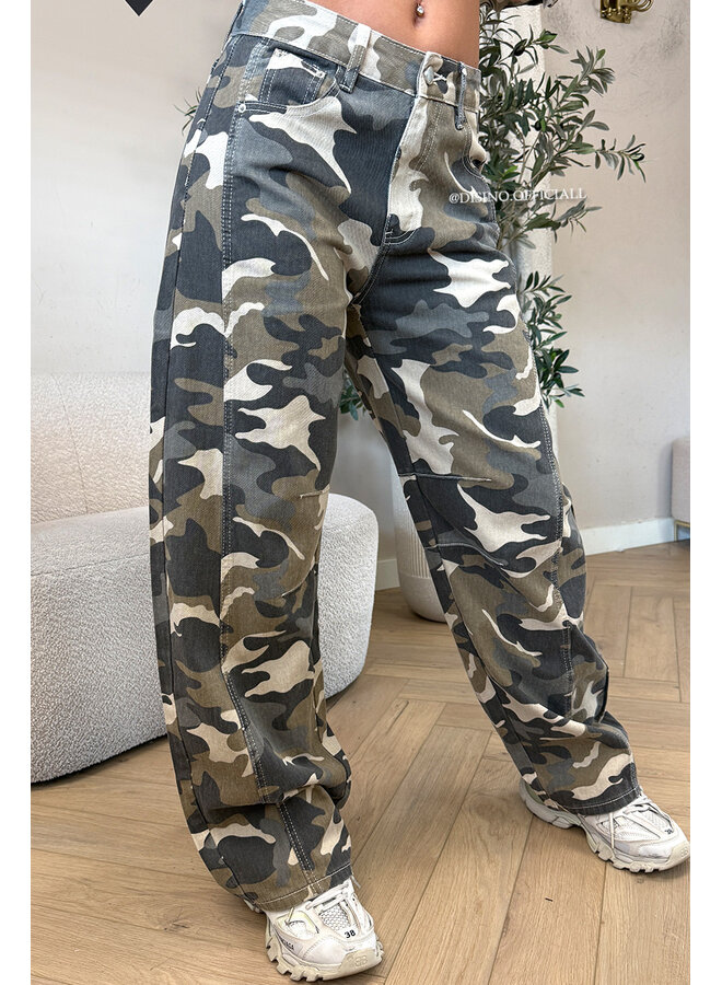 CAMO - 'TYLER BARREL JEANS' - CAMO BARREL FIT JEANS