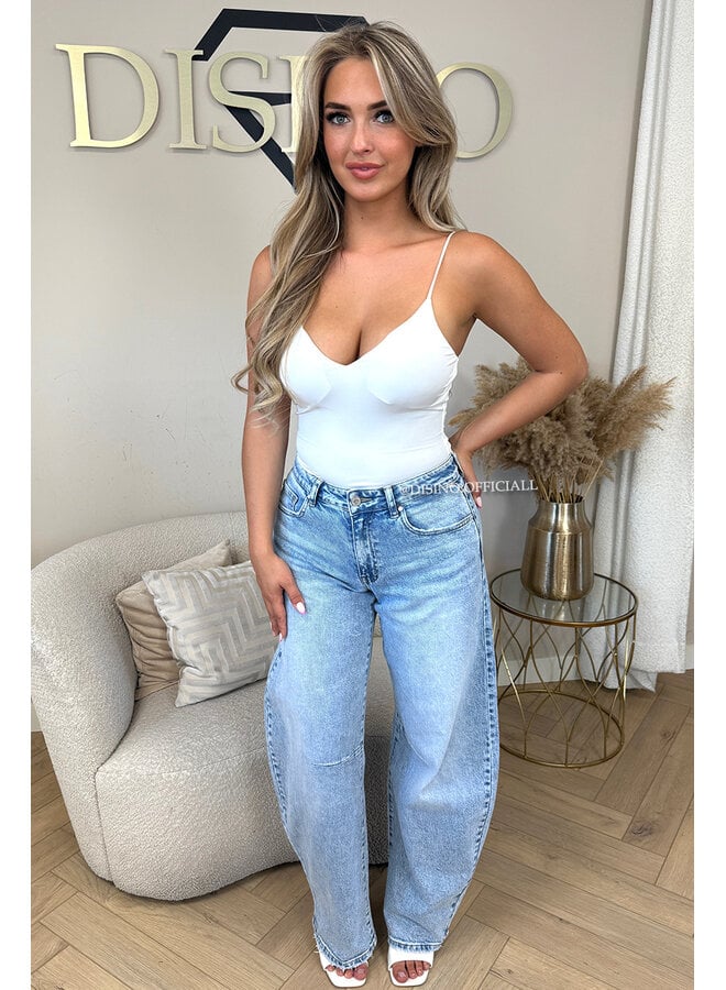 LIGHT BLUE - 'WALES JEANS' - STRETCH VIRAL BALLOON JEANS