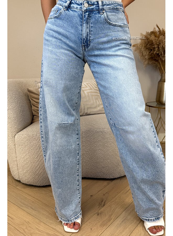 LIGHT BLUE - 'WALES JEANS' - STRETCH VIRAL BALLOON JEANS