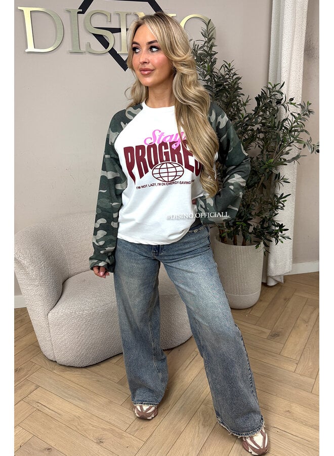 BURGUNDY - 'STAY PROGRESSED' - OVERSIZED CAMO SLEEVES LONGSLEEVE SWEATER
