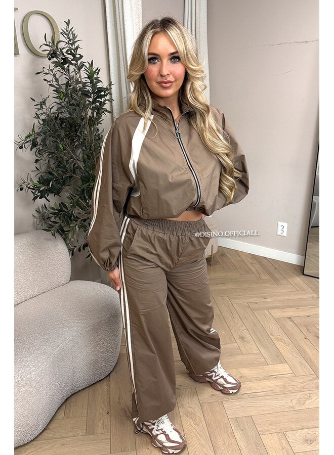TAUPE - 'ALEXIS SET' - STRIPED JOGGER + JACKET SET